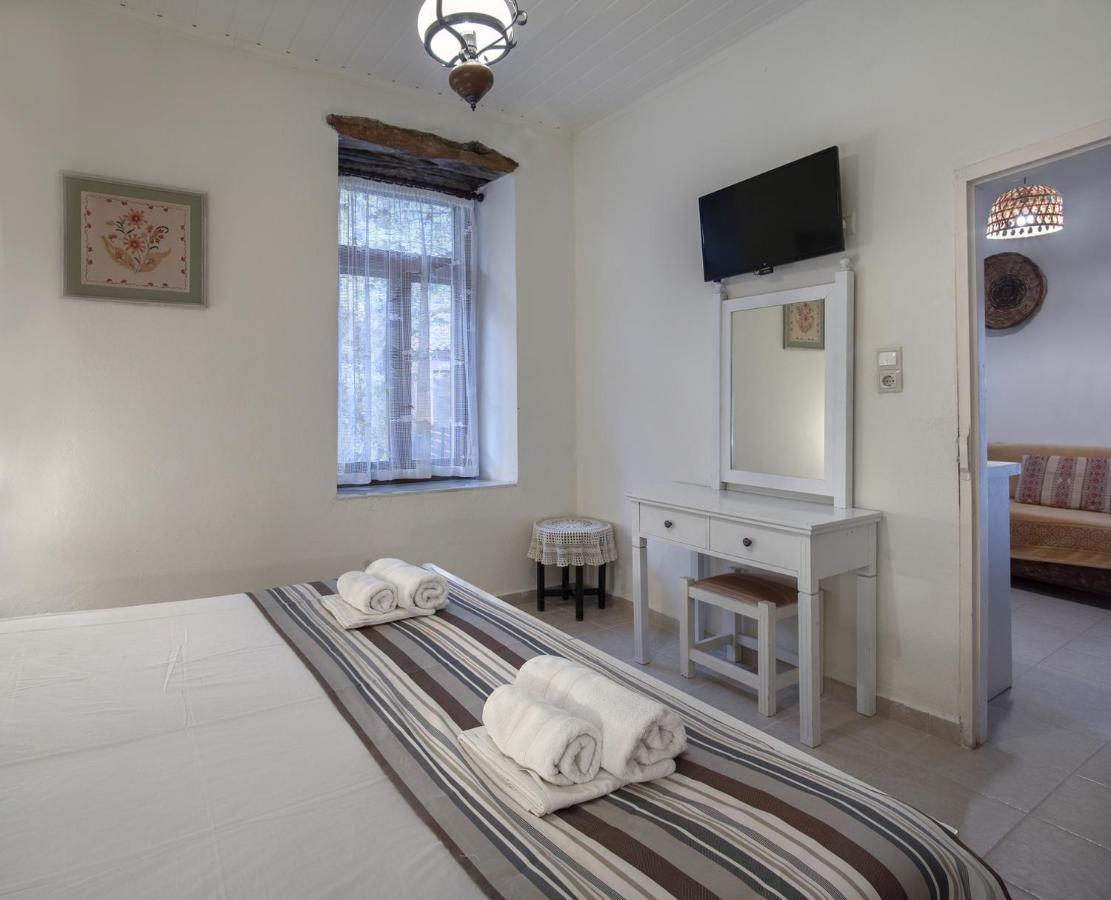 Feneri- Cozy Apartment 20' From Elafonisi Beach Perivolia  Bagian luar foto