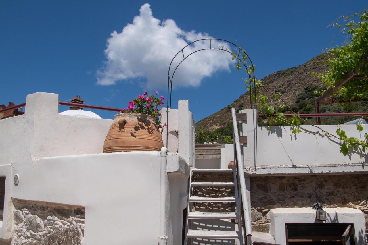 Feneri- Cozy Apartment 20' From Elafonisi Beach Perivolia  Bagian luar foto