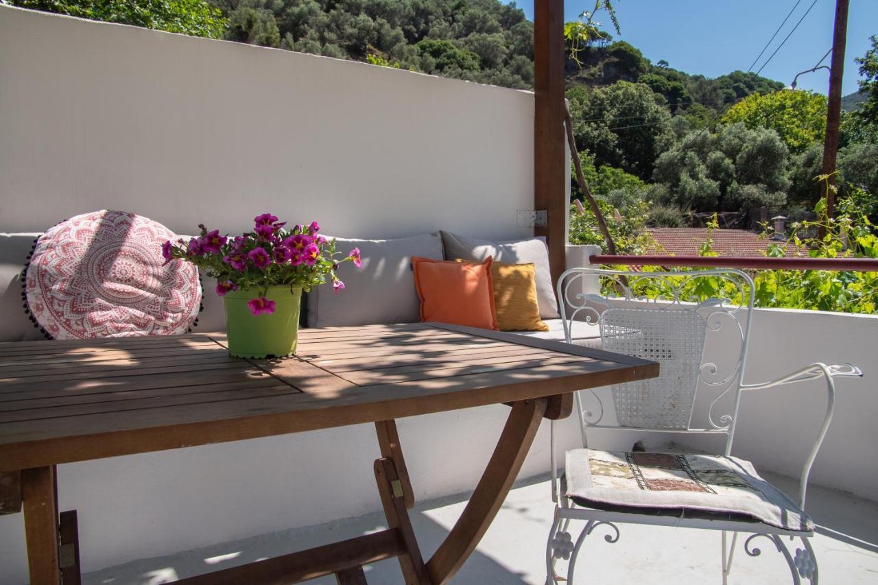 Feneri- Cozy Apartment 20' From Elafonisi Beach Perivolia  Bagian luar foto