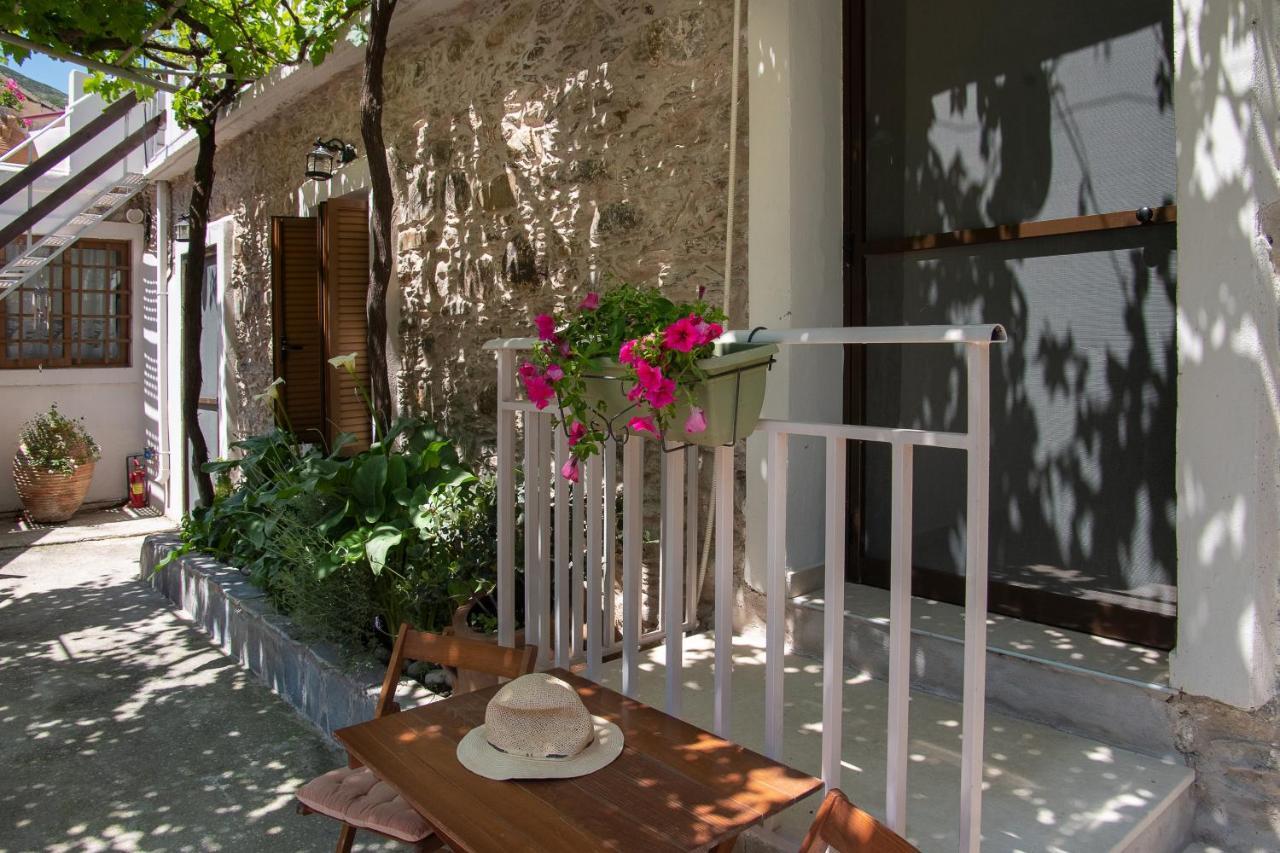Feneri- Cozy Apartment 20' From Elafonisi Beach Perivolia  Bagian luar foto