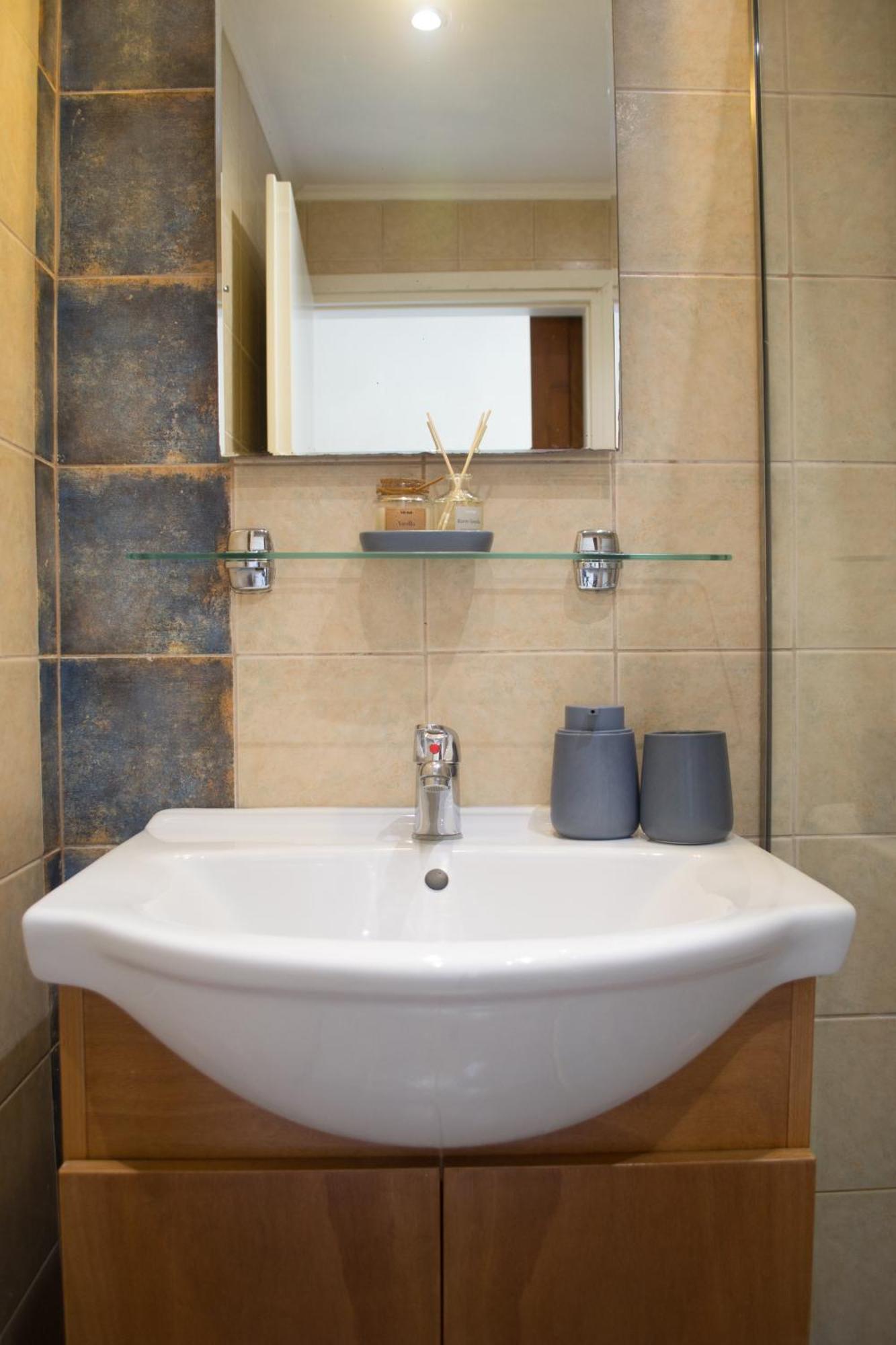 Feneri- Cozy Apartment 20' From Elafonisi Beach Perivolia  Bagian luar foto